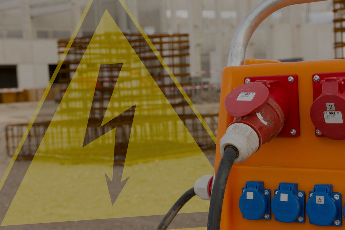 Elektryk wykonujący pomiary w Koszalinie